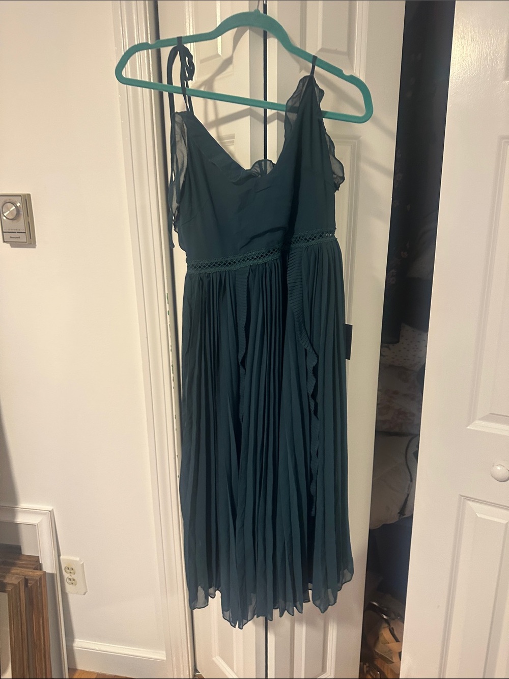 Dark green Pleated Spaghetti-Strap Dress